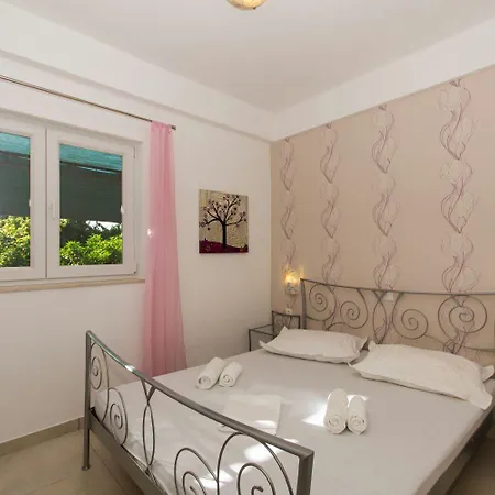 Bareta Apartment Trogir